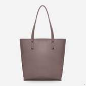 Велика вмістка сумка в класичному стилі від українського бренду ТМ "LucheRino". Виготовлена з шкірозамінника високої якості з легким відблиском, а підкладка з цупкого текстильного матеріалу.